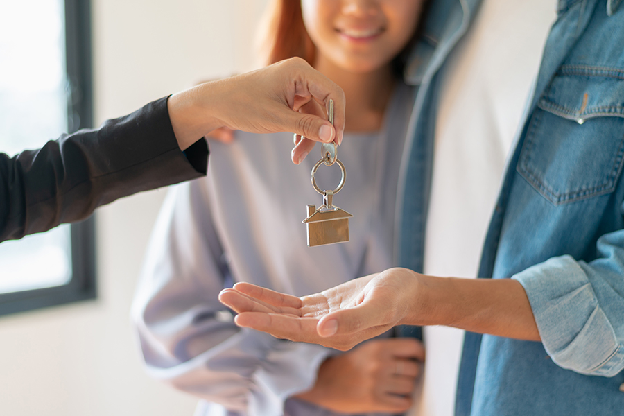 How can you find a reliable realtor?